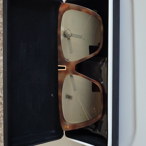 Givenchy Sunglasses - Picture 3 of 3